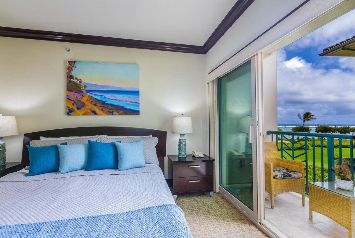 furnished bedroom in kauai hawaii